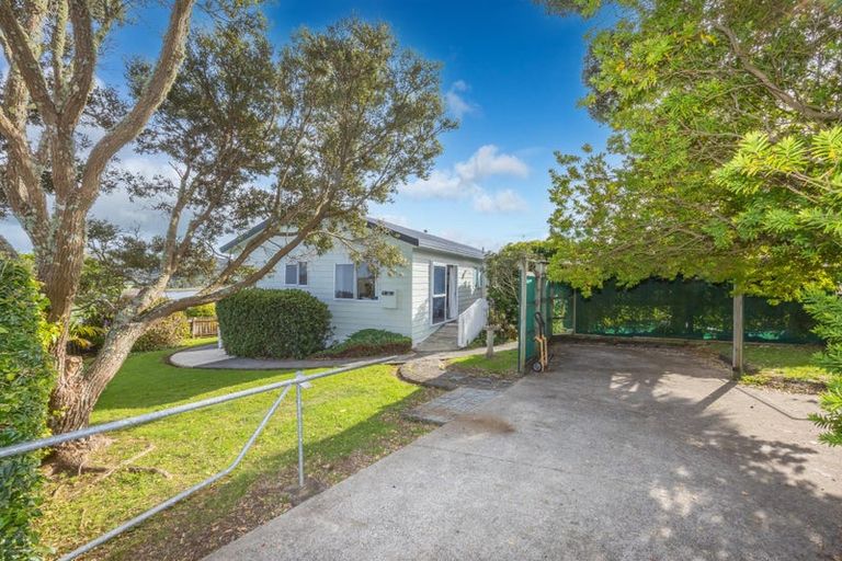 Photo of property in 32 Wainui Road, Raglan, 3225
