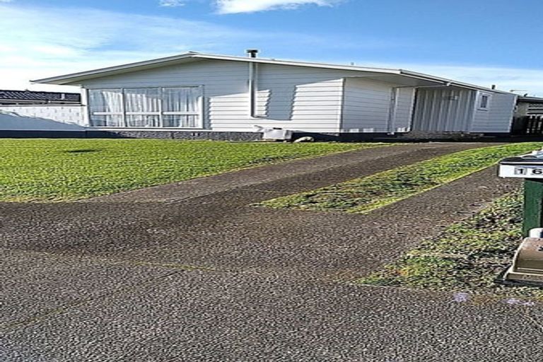 Photo of property in 16 Karamu Street, Tawhero, Whanganui, 4501