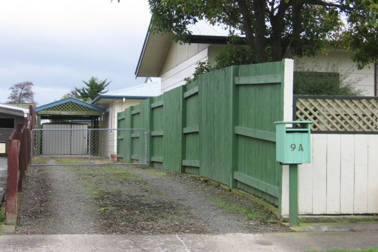 Photo of property in 2/9 Hilton Grove, Kelvin Grove, Palmerston North, 4414