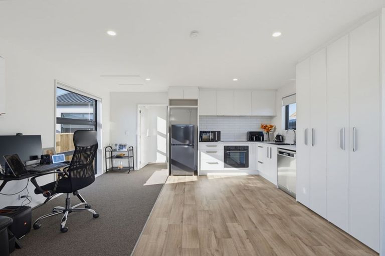 Photo of property in 10 Randolph Street, Woolston, Christchurch, 8062