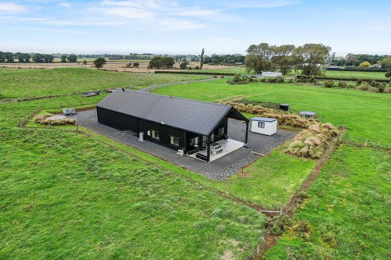 Photo of property in 23 Metcalfe Road, Ngahinapouri, Hamilton, 3290