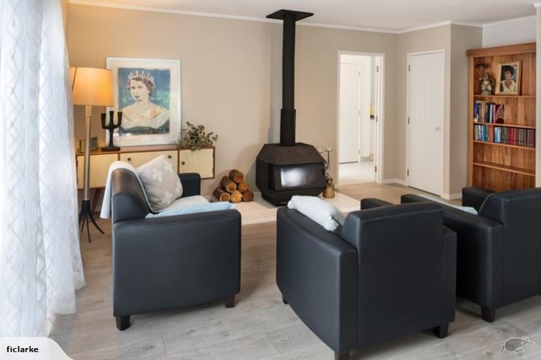 Photo of property in 31 Landing Road, Kerikeri, 0230