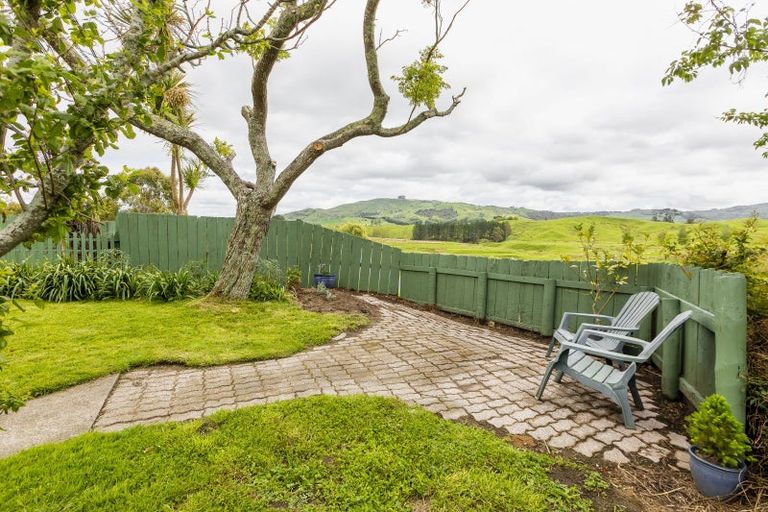Photo of property in 664 Kairakau Road, Elsthorpe, Havelock North, 4295