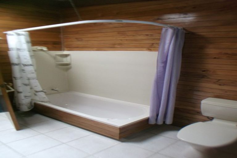 Photo of property in 3/14 Kauri Road, Birkenhead, Auckland, 0626