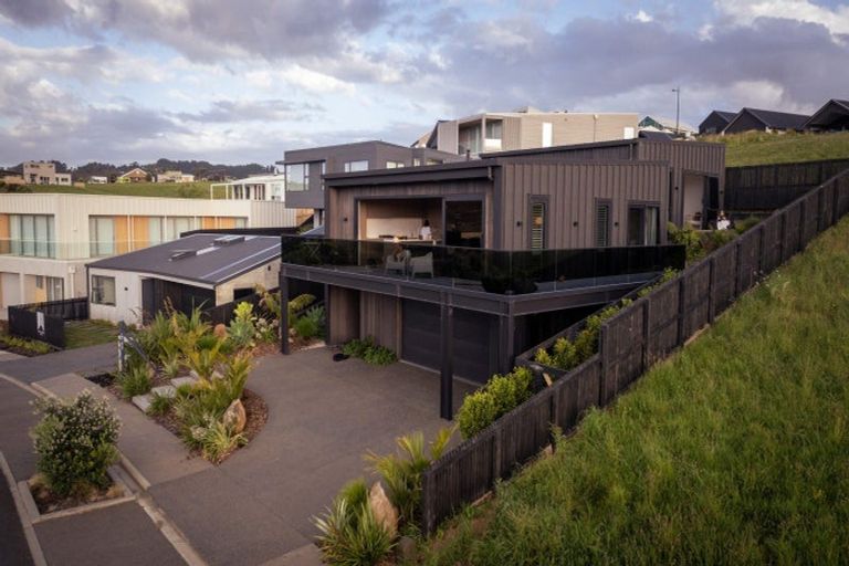 Photo of property in 23 Omahina Street, Raglan, 3225