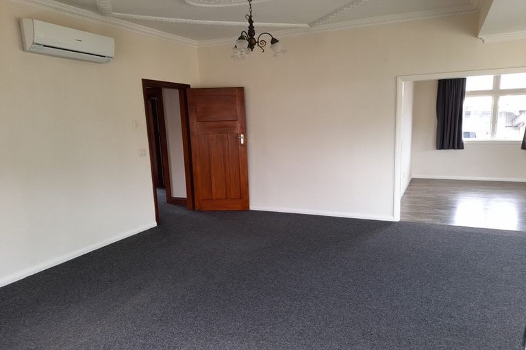 Photo of property in 38 Miro Street, Takaro, Palmerston North, 4410