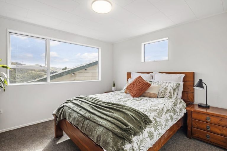 Photo of property in 6 Salem Court, Churton Park, Wellington, 6037