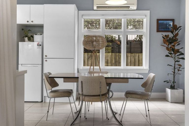 Photo of property in 144 Esplanade, Sumner, Christchurch, 8081