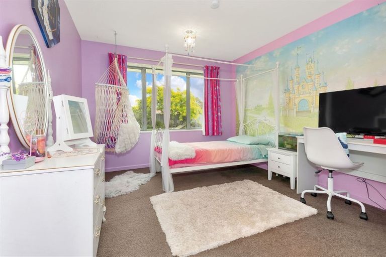 Photo of property in 25 Teviotview Place, Amberley, 7410