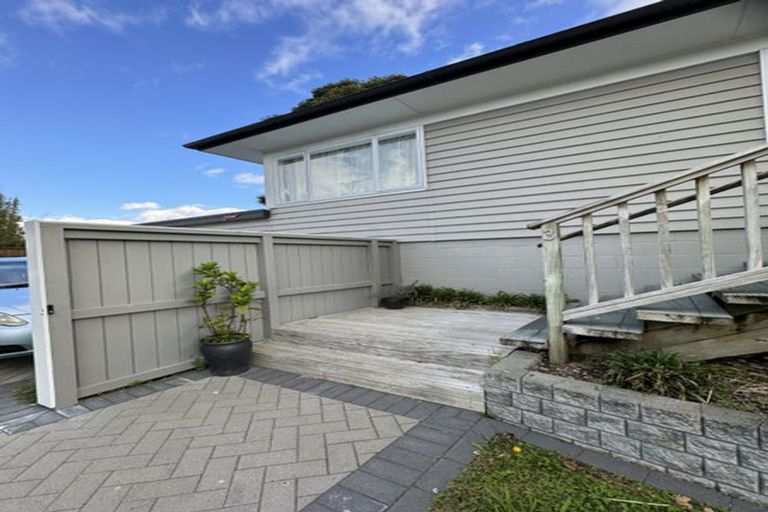 Photo of property in 3 Uppingham Crescent, Hillcrest, Auckland, 0627