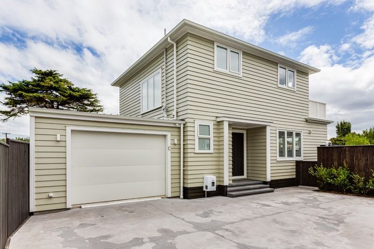 Photo of property in 341c Waiwhetu Road, Fairfield, Lower Hutt, 5011