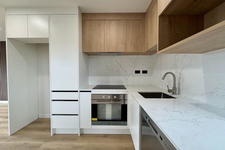 Photo of property in 9/399 Massey Road, Mangere East, Auckland, 2024