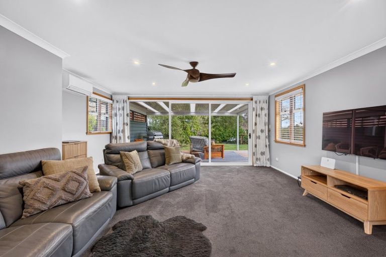 Photo of property in 28 Selwyn Road, Havelock North, 4130