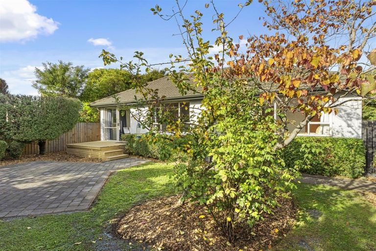 Photo of property in 1/387 Yaldhurst Road, Russley, Christchurch, 8042