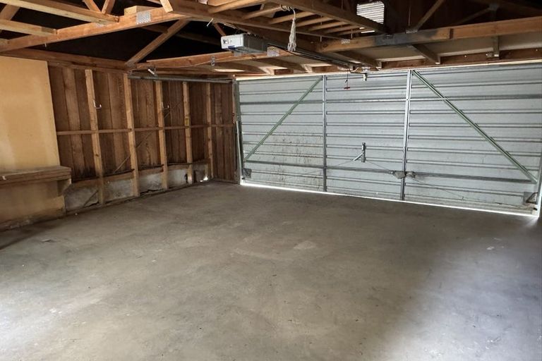 Photo of property in 19 Gilbass Avenue, Hamilton Lake, Hamilton, 3204