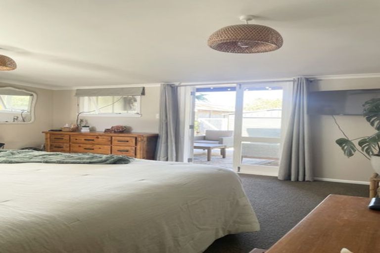 Photo of property in 5 Grove Road, Haumoana, 4102