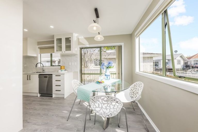 Photo of property in 12a Gordon Road, Papatoetoe, Auckland, 2025