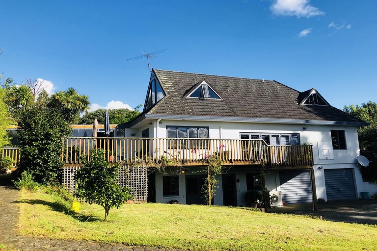 Photo of property in 25 Paretu Drive, Kerikeri, 0294