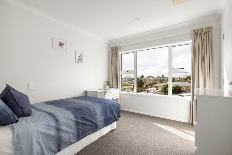 Photo of property in 33 Upland Street, Brookfield, Tauranga, 3110