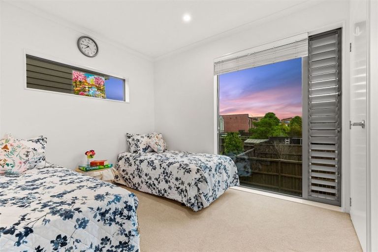 Photo of property in 12 Shelduck Way, Hobsonville, Auckland, 0616