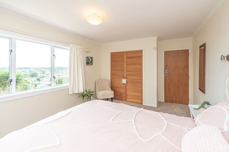 Photo of property in 12 Rawhiti Place, Saint Johns Hill, Whanganui, 4501