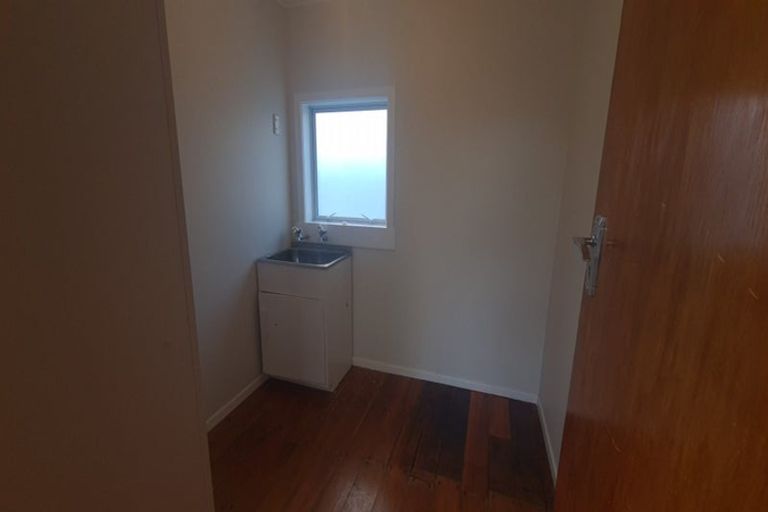 Photo of property in 16 Huia Avenue, Forest Lake, Hamilton, 3200