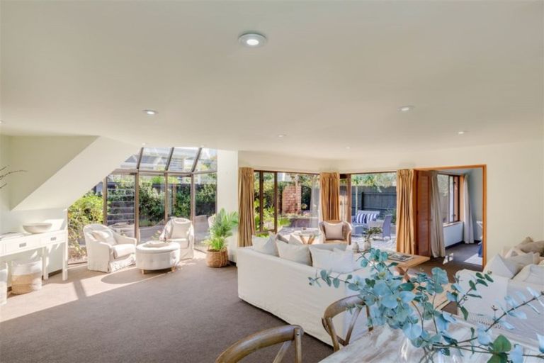 Photo of property in 2/145a Blighs Road, Strowan, Christchurch, 8052