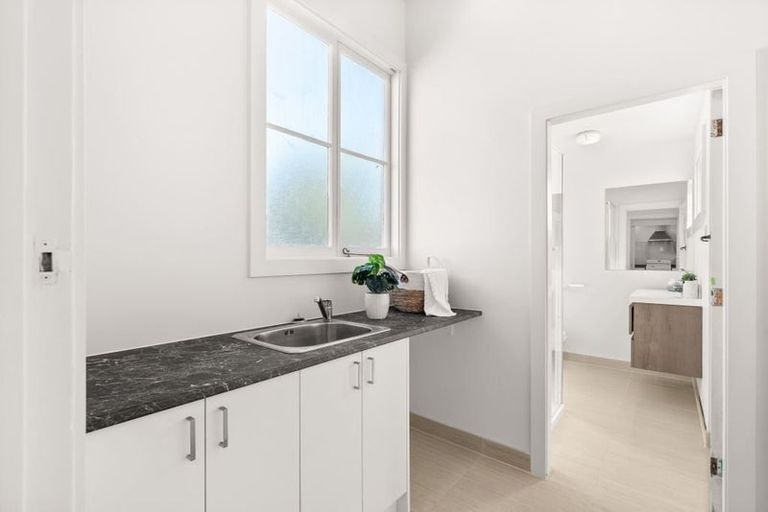 Photo of property in 102 Simeon Street, Spreydon, Christchurch, 8024