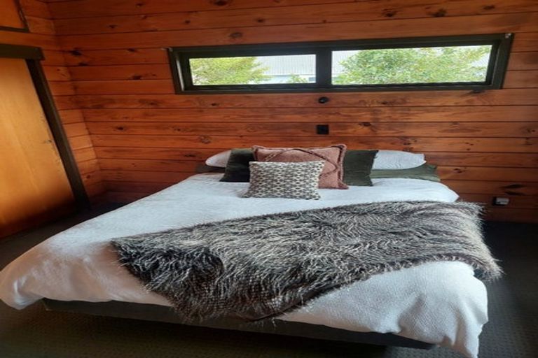 Photo of property in 6 Jacaranda Grove, Maungaraki, Lower Hutt, 5010