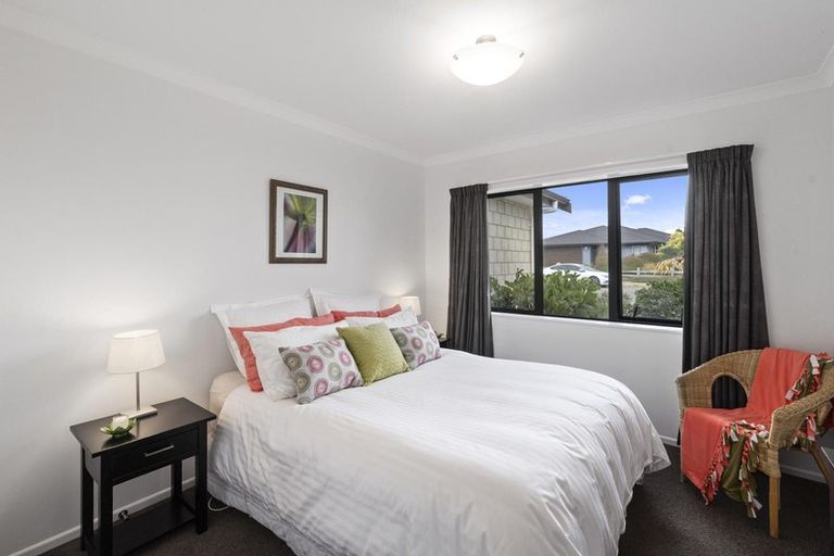 Photo of property in 65 Kotuku Drive, Paraparaumu Beach, Paraparaumu, 5032