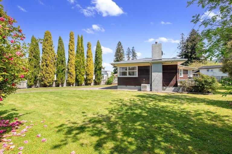 Photo of property in 59 Martin Street, Utuhina, Rotorua, 3015