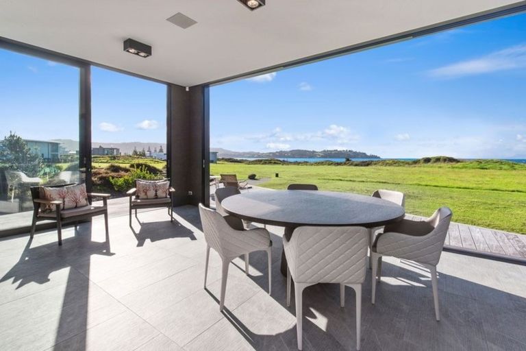 Photo of property in 51 Kewai Street, Omaha, 0986