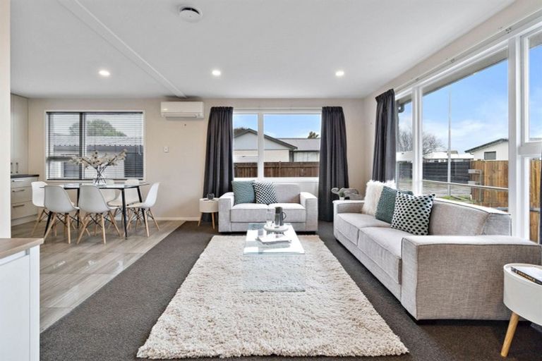 Photo of property in 1/7 Farnborough Street, Aranui, Christchurch, 8061