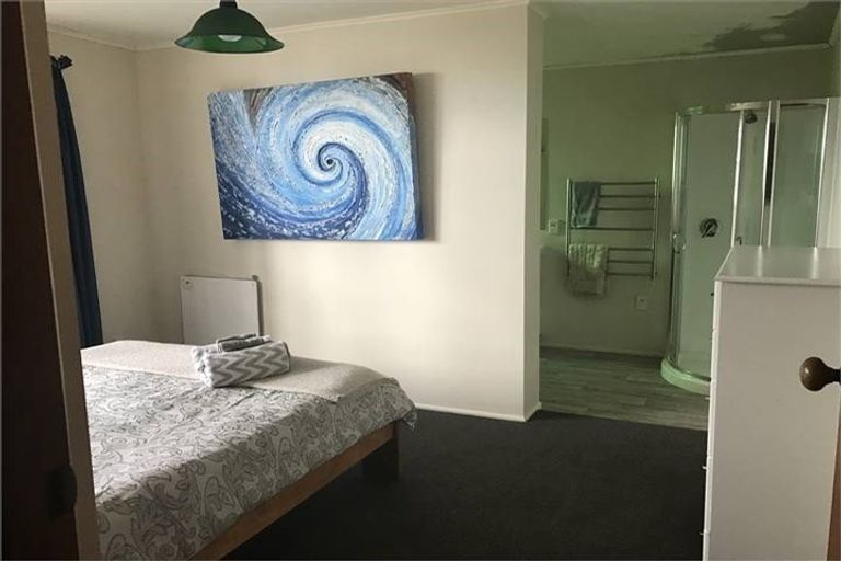 Photo of property in 41 Clifton Road, Haumoana, 4102