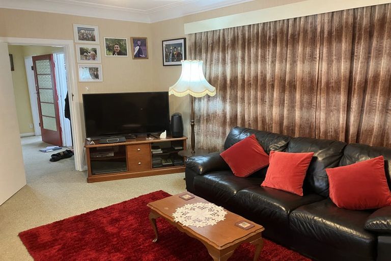 Photo of property in 1 Huia Street, Foxton Beach, Foxton, 4815