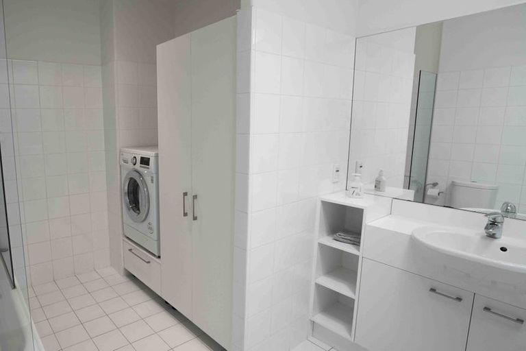 Photo of property in Kelvin House, 8d/16 The Terrace, Wellington Central, Wellington, 6011