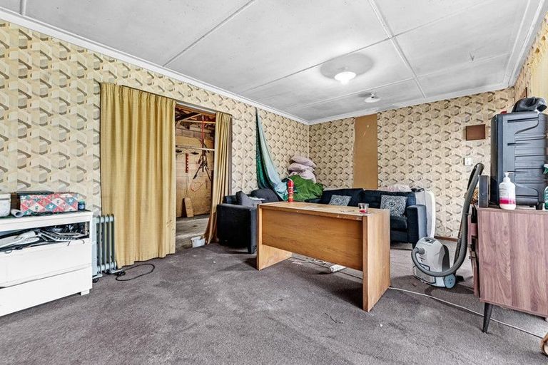 Photo of property in 14 Bedlington Avenue, Manurewa, Auckland, 2102