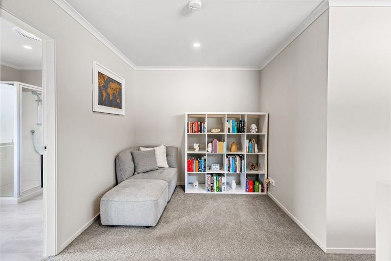 Photo of property in 14 Peihana Road, Hobsonville, Auckland, 0616