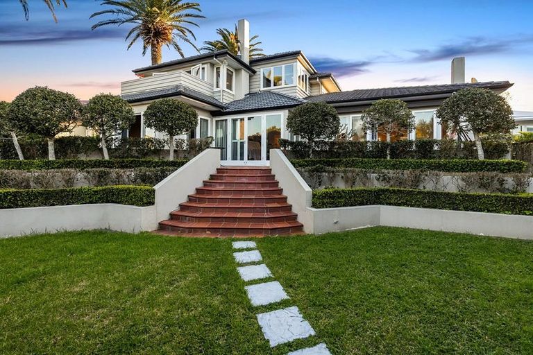 Photo of property in 184 Kohimarama Road, Kohimarama, Auckland, 1071