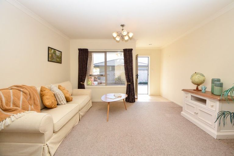 Photo of property in 9 Alexis Greer Lane, Carterton, 5713