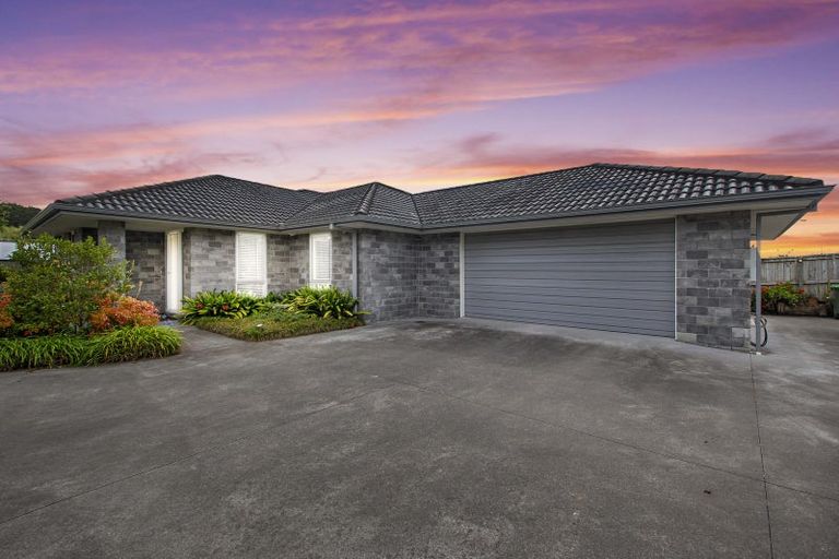 Photo of property in 22 Wairau Drive, Tikipunga, Whangarei, 0112