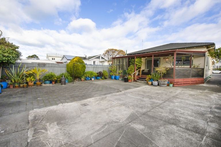 Photo of property in 3 Nelson Crescent, Napier South, Napier, 4110