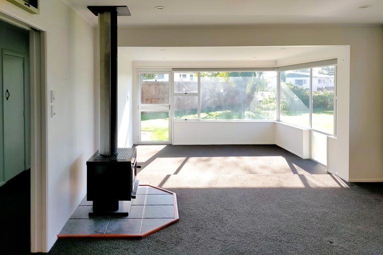 Photo of property in 17 Airedale Road, Weston, Oamaru, 9401