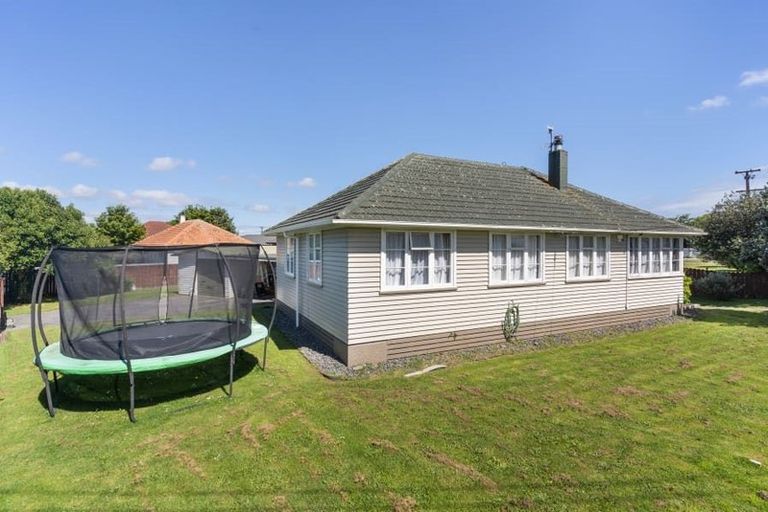 Photo of property in 47 Arimu Road, Papakura, 2110