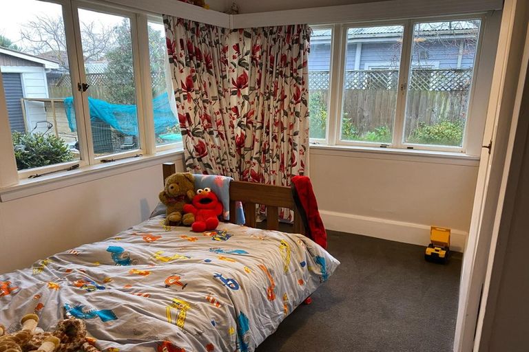 Photo of property in 247 Wilsons Road, Waltham, Christchurch, 8023