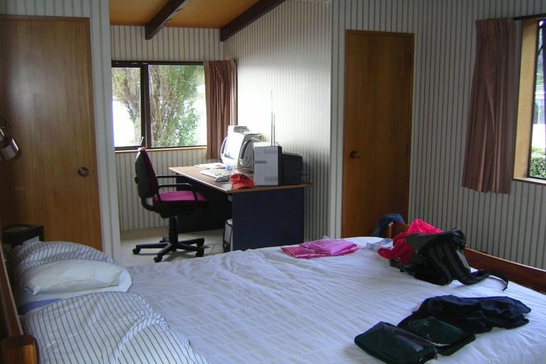 Photo of property in 1/2 Gill Road, Lowry Bay, Lower Hutt, 5013