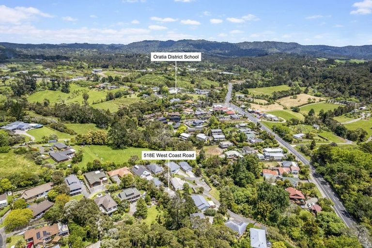 Photo of property in 518e West Coast Road, Oratia, Auckland, 0604
