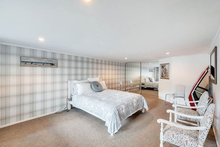 Photo of property in 1/6 Tyne Road, Forrest Hill, Auckland, 0620