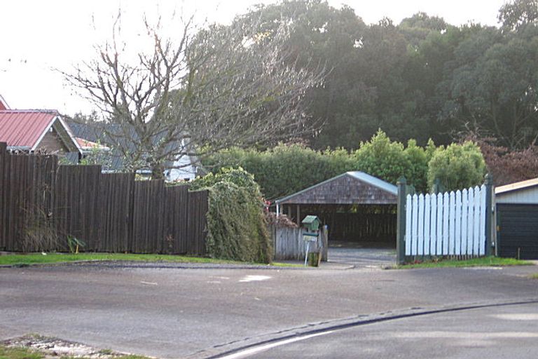 Photo of property in 36 Cromwell Drive, Fitzroy, Hamilton, 3206