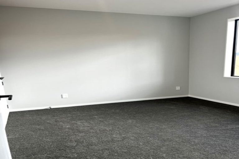 Photo of property in 7 Paihere Street, Huapai, Kumeu, 0810